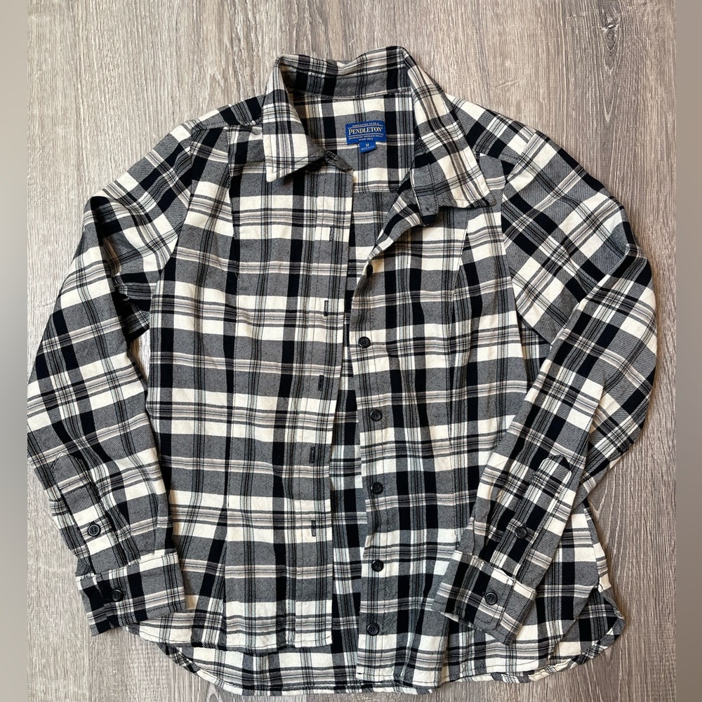 Pleated Pendleton Shirt size Medium Plaid Womens